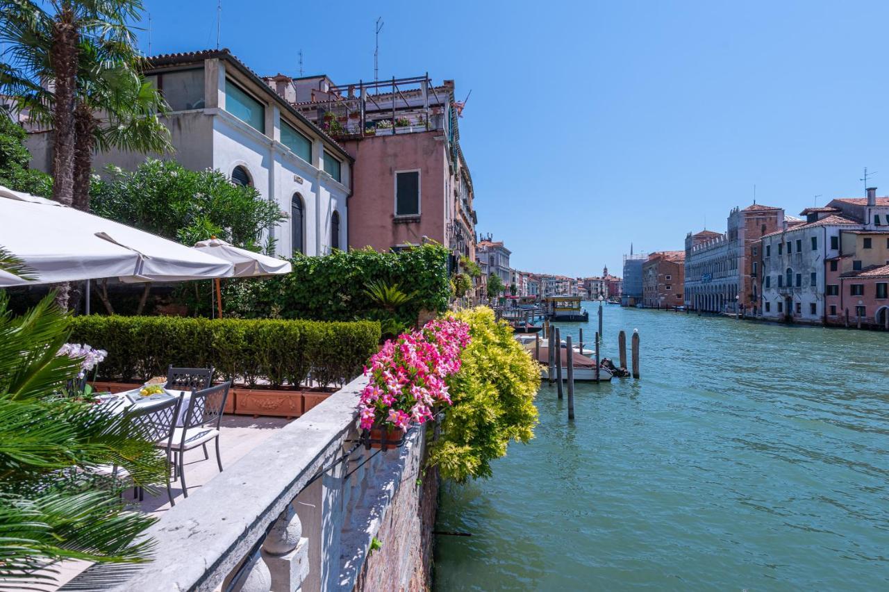 Ca' Dei Cuori On The Grand Canal Veneza Exterior foto